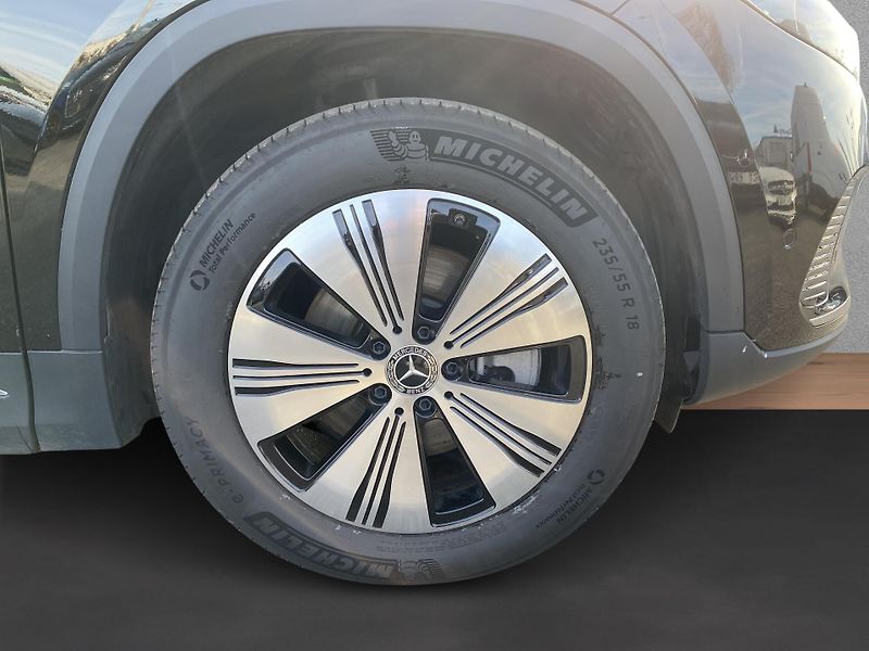 Mercedes-Benz EQA EQA 250+ Progressive  - fotka 15 z 24