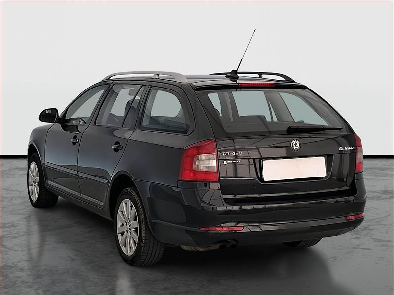 Škoda Octavia (2009) 2.0 TDI, 4X4, Xenony - fotka 4 z 16