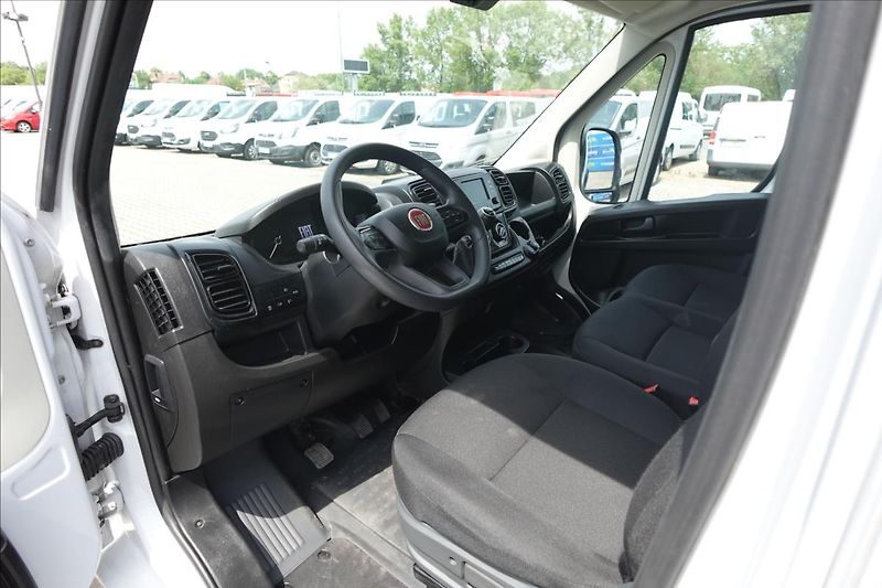 Fiat Ducato 2,2 MJT  L2H1 6MÍST KLIMA - fotka 19 z 33