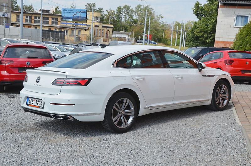 Volkswagen Arteon (2022) 1.5 TSi 110kW R-LINE / ČR  - fotka 6 z 42