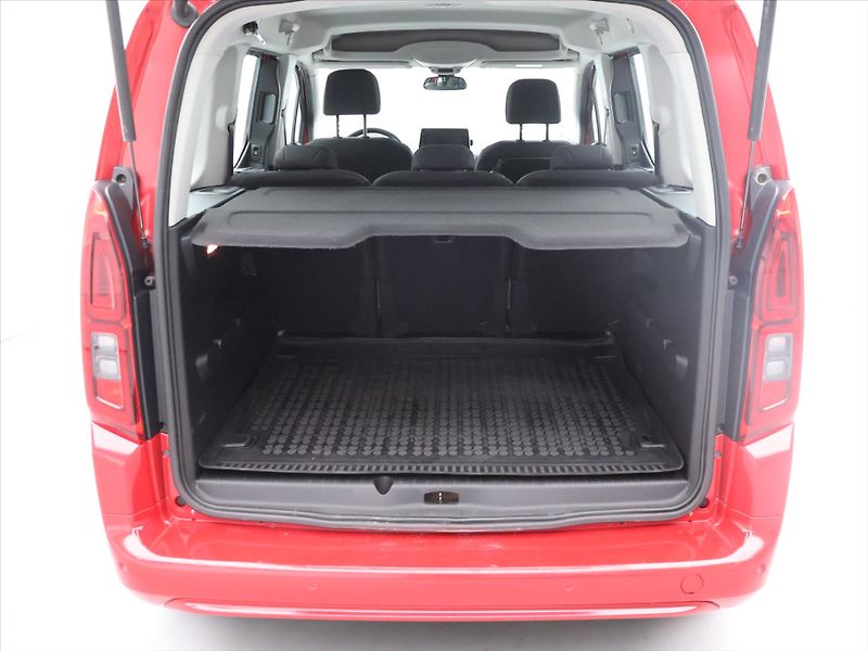 Opel Combo 1,5 CDTi 75kW Innovation CZ DP - fotka 10 z 27