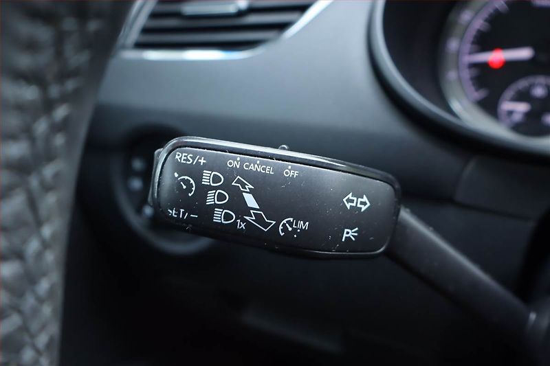 Škoda Octavia (2017) 1.6 TDI, Navi, Tempomat - fotka 23 z 25