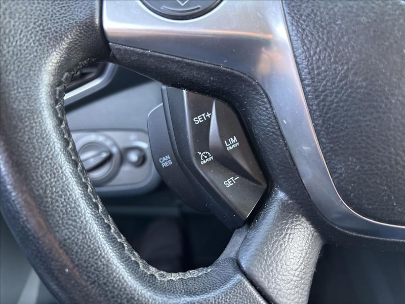 Ford C-MAX 2,0 TDCi 103kW Titanium - fotka 25 z 39