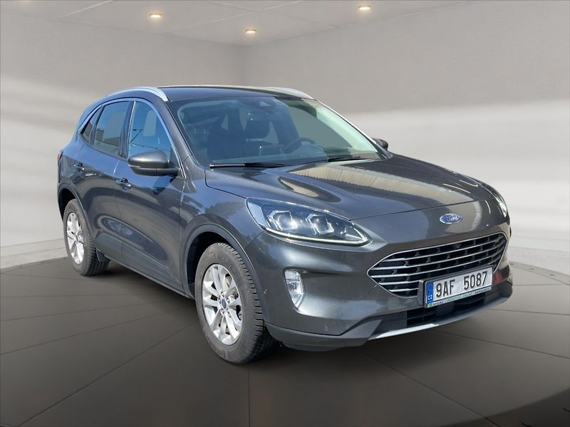 Ford Kuga 1,5 EBL 88 Titanium AT - fotka 1 z 11
