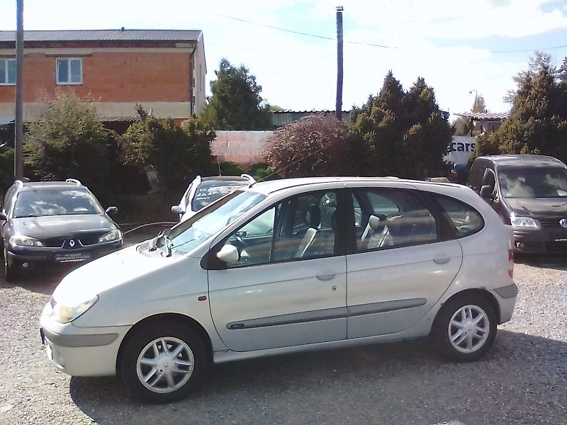 Renault Scénic (2002) 1.9 Dci Expression, jede dobře - fotka 8 z 30