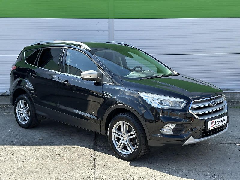 Ford Kuga 2.0TDCi 4x4 150PS NAVI Tempoma - fotka 3 z 38