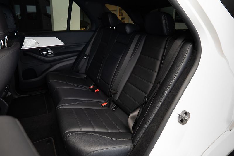 Mercedes-Benz GLE 400d 4MATIC Burmester/Vzduch/3 - fotka 11 z 22