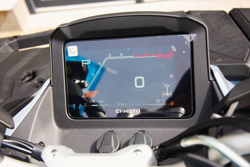 CFMOTO Gladiator X850 (2026) G3 GREY - fotka 19 z 25