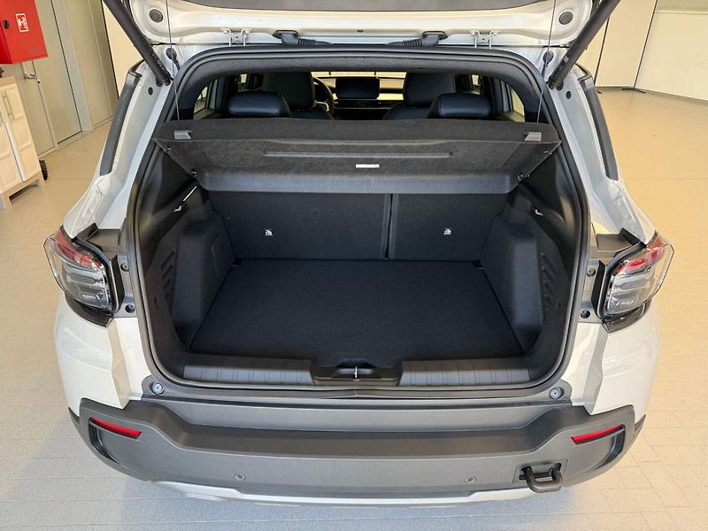 Jeep Avenger (2025) 4xe Upland 1.2 Turbo e-Hybrid - fotka 20 z 22