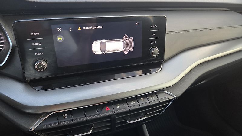 Škoda Octavia  1.0 TSI 81 kW, CZ, DPH, LED - fotka 18 z 30