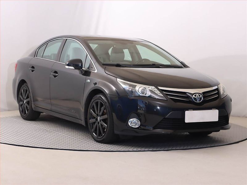 Toyota Avensis (2012) 2.2 D-4D, Automat, Xenony - fotka 1 z 21
