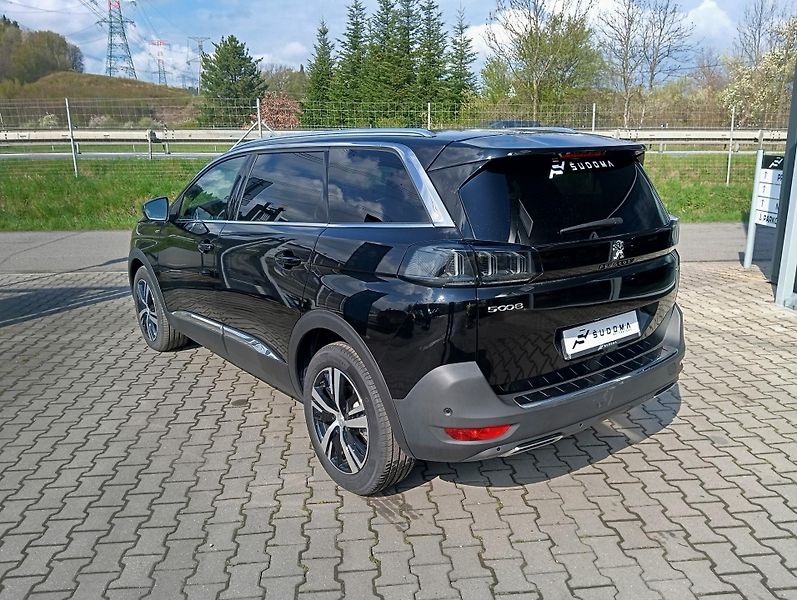Peugeot 5008 (2021) GT BlueHDi 180 S&S EAT8 - fotka 5 z 26
