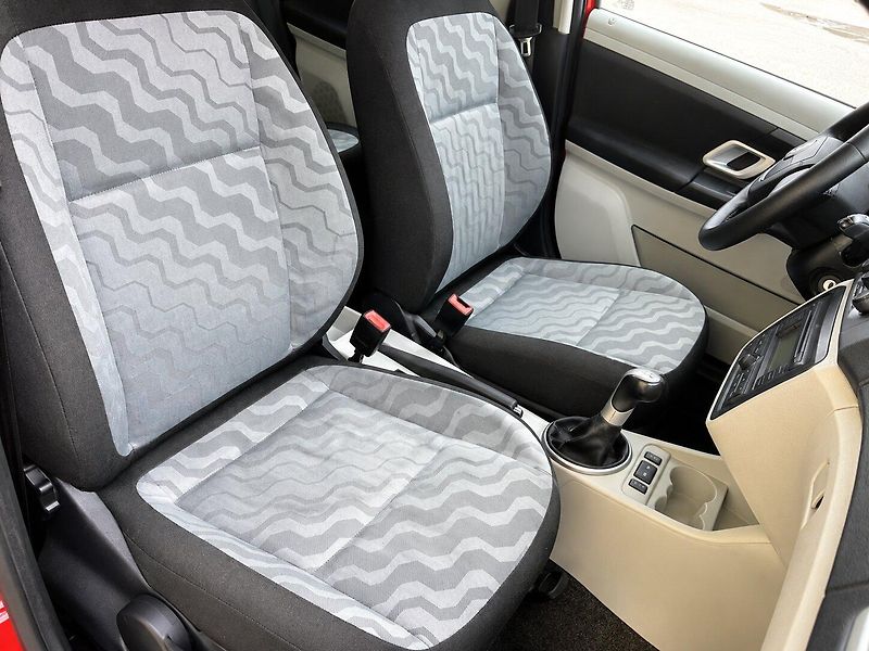 Škoda Fabia Combi 1,2 HTP (51kW)*KLIMA* - fotka 13 z 16
