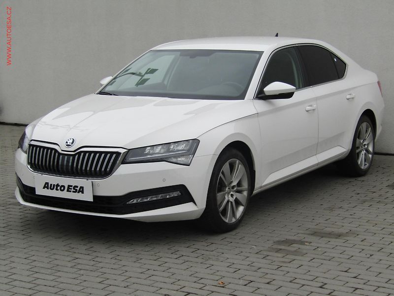 Škoda Superb (2020) 2.0TDi, ČR, Ambition, DSG - fotka 3 z 16