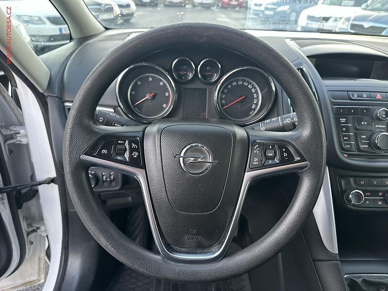 Opel Zafira (2014) 2.0 CDTi, ČR, AC, temp - fotka 11 z 18