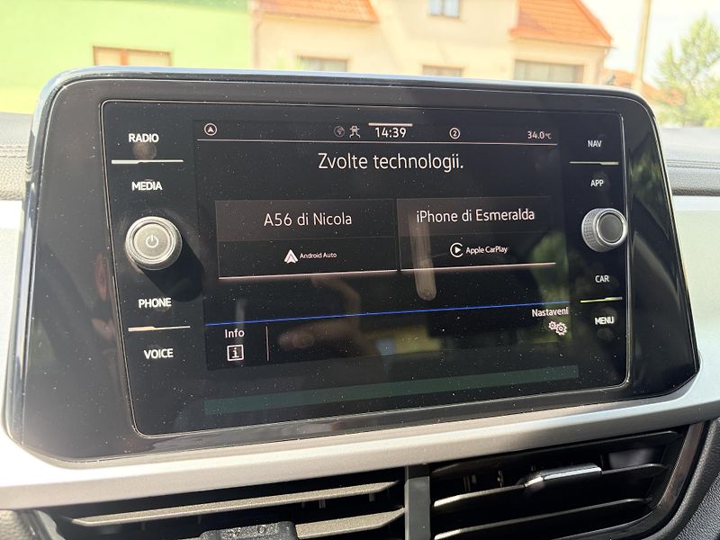 Volkswagen T-Roc 1.0TSI LED VIRTUAL - fotka 29 z 47