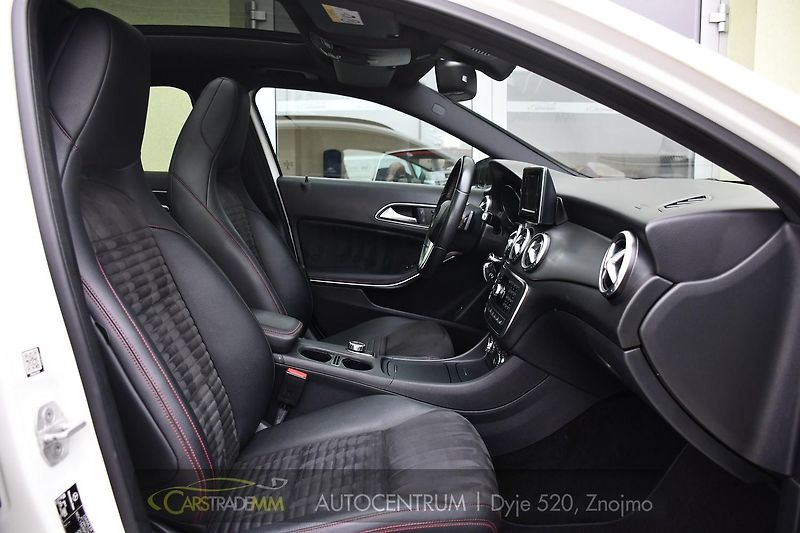 Mercedes-Benz GLA - fotka 16 z 47