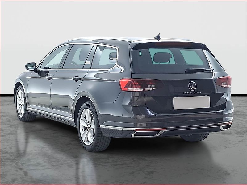 Volkswagen Passat (2022) Elegance 2.0 TDI - fotka 4 z 21