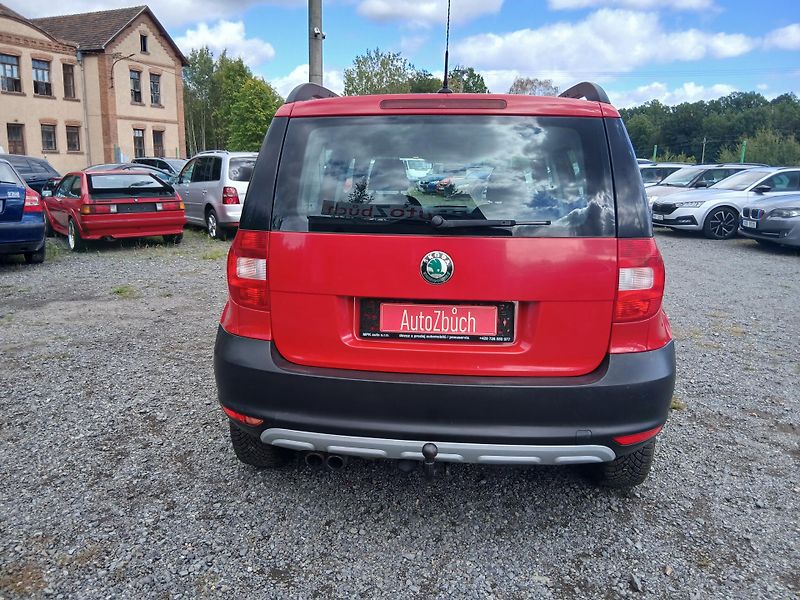 Škoda Yeti TSI, 4x4, nová STK - fotka 11 z 35