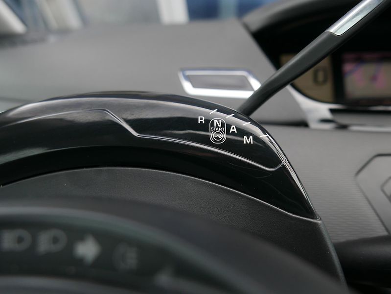 Citroën C4 Picasso 1,6 e-HDi Navi REZERVACE - fotka 32 z 43