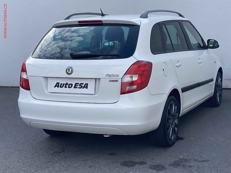 Škoda Fabia (2012) 1.2 TSi, Style, tempo - fotka 4 z 16