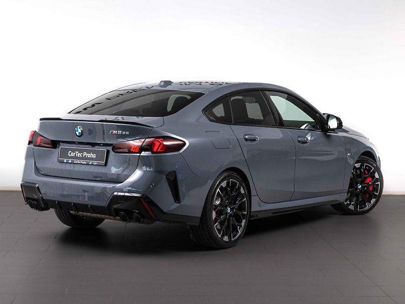 BMW Řada 2 M235 xDrive Gran Coupe - fotka 3 z 6