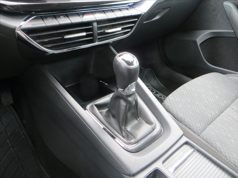 Škoda Octavia 2,0 TDI Style ČR - fotka 13 z 22