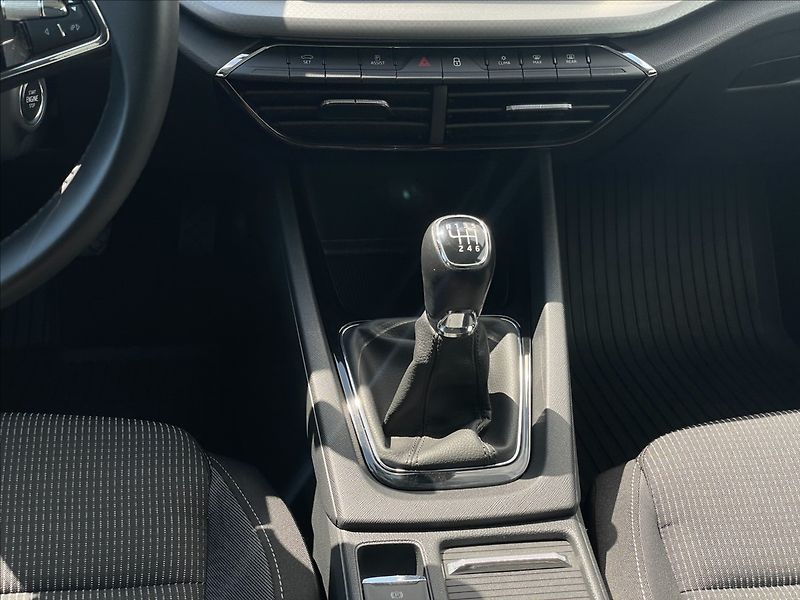 Škoda Octavia 2,0 TDI Combi Ambtion Plus LED - fotka 13 z 24
