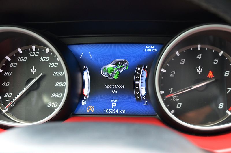 Maserati Levante (2018) 3.0 316kW SQ4 GranSport 106tkm - fotka 45 z 48