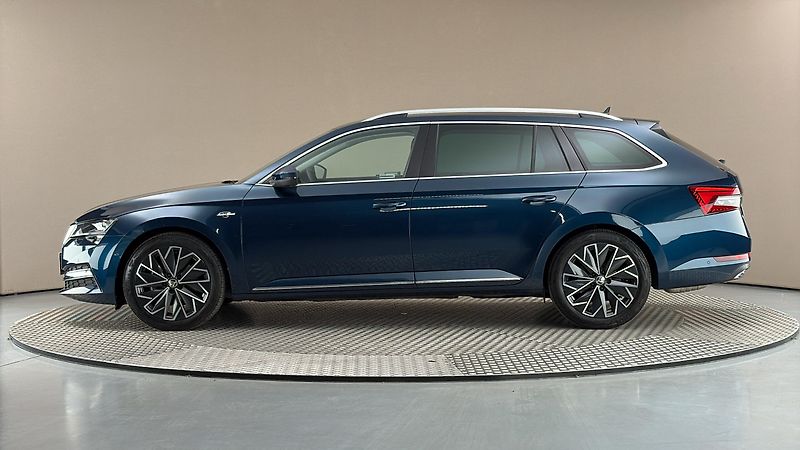 Škoda Superb 2.0 TDI DSG 4x4 L&K Combi - fotka 4 z 34