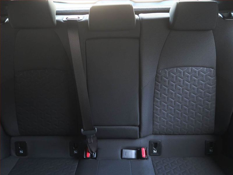 Toyota Corolla (2020) Style 1.8 Hybrid, Automat - fotka 10 z 18