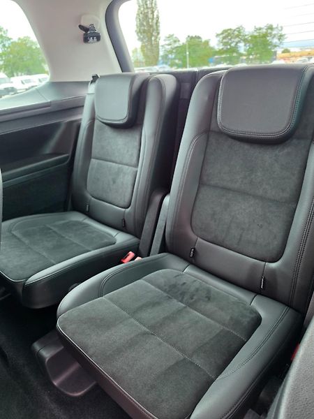Volkswagen Sharan 2.0TDI DSG 4x4 7-M Webasto TZ - fotka 24 z 33