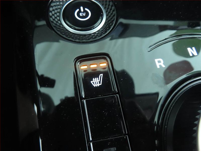 Kia Niro (2023) EV, SoH 100% - fotka 20 z 26