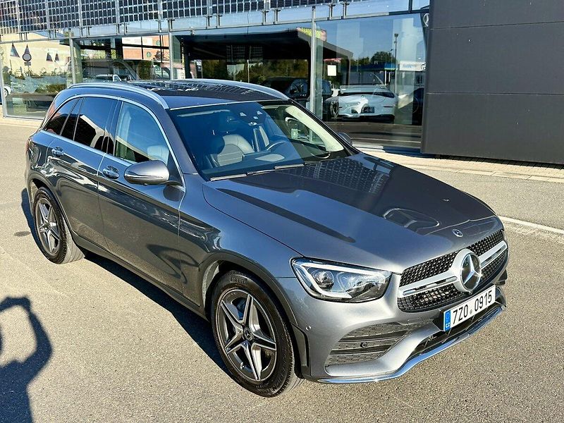 Mercedes-Benz GLC (2021) 220 d 4MATIC SUV - fotka 43 z 46