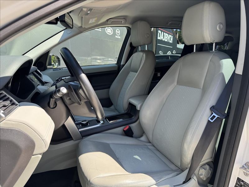 Land Rover Discovery Sport 2,0 TD4 150k SE AWD - fotka 12 z 34