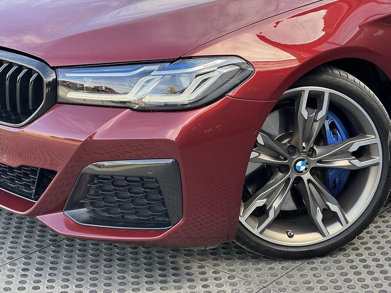 BMW Řada 5 (2021) M550i xDrive Laser, DPH, 1.Maj - fotka 45 z 59