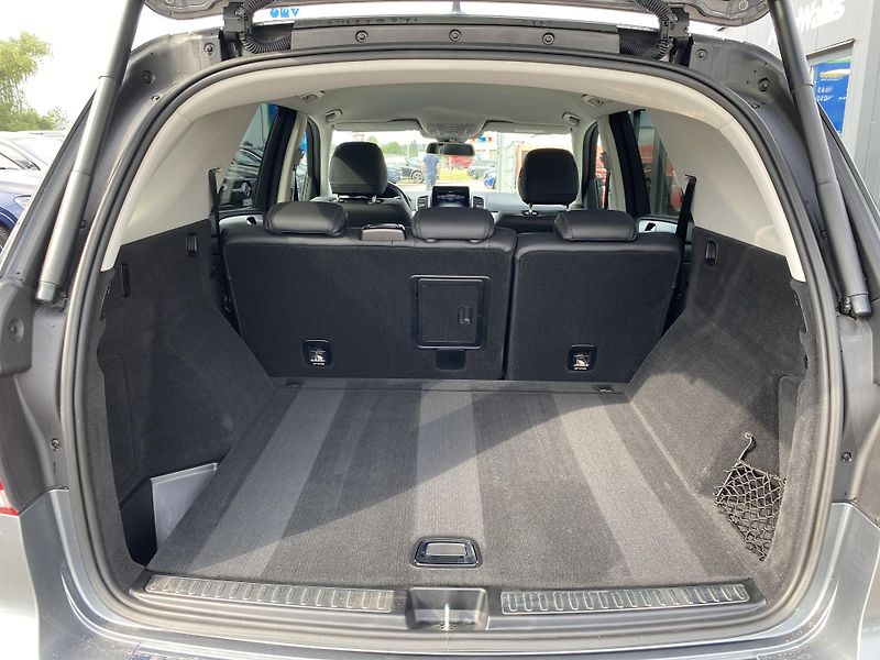 Mercedes-Benz GLE GLE 350d 4M AMG DISTRONIC - fotka 16 z 28