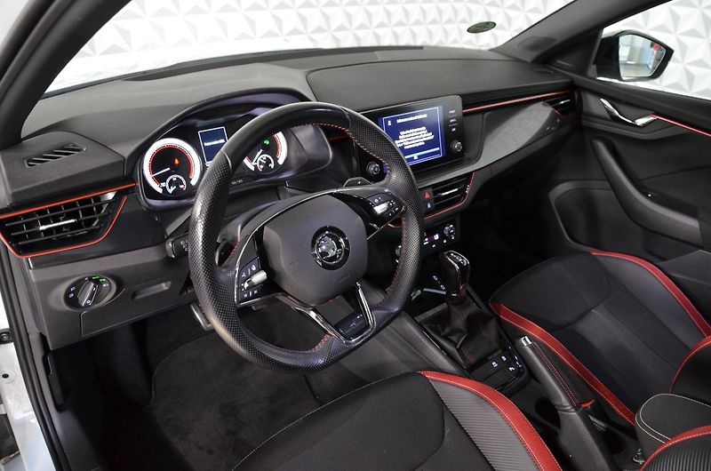 Škoda Scala (2022) 1.5TSI 110kW Monte Carlo AT - fotka 9 z 21