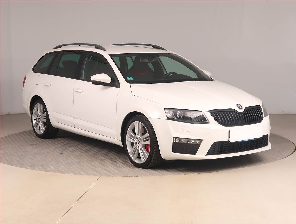 Škoda Octavia RS 2.0 TDI, Serv.kniha, Kůže