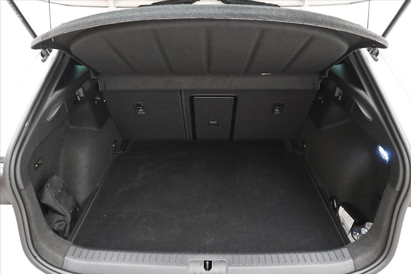 Cupra Formentor 2,0 TDI 110kW DSG 4x4 Záruka a - fotka 10 z 31