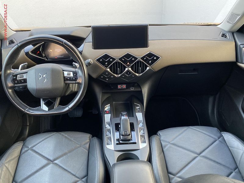 DS Automobiles DS3 Crossback (2020) 1.2 PT, AT, kůže, navi - fotka 8 z 18