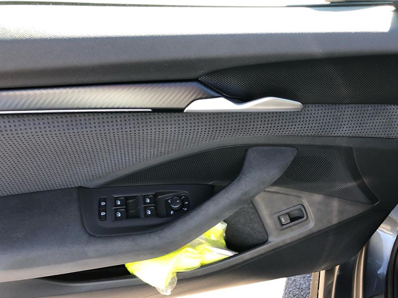 Škoda Superb Combi 2.0 TDi DSG 7st. SPORTLI - fotka 15 z 30