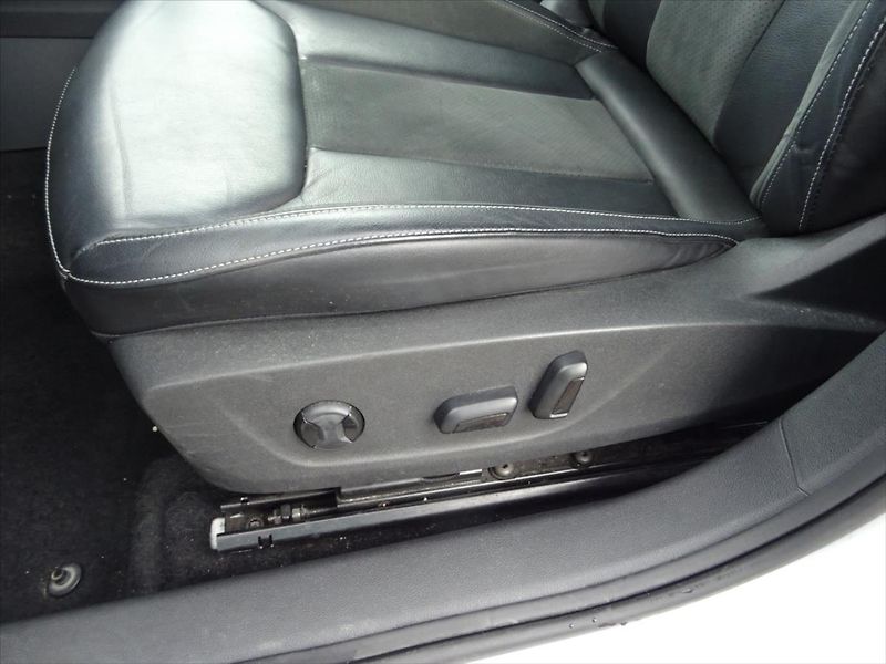Škoda Kamiq 1,0 TSi 81 kW Business - fotka 28 z 37