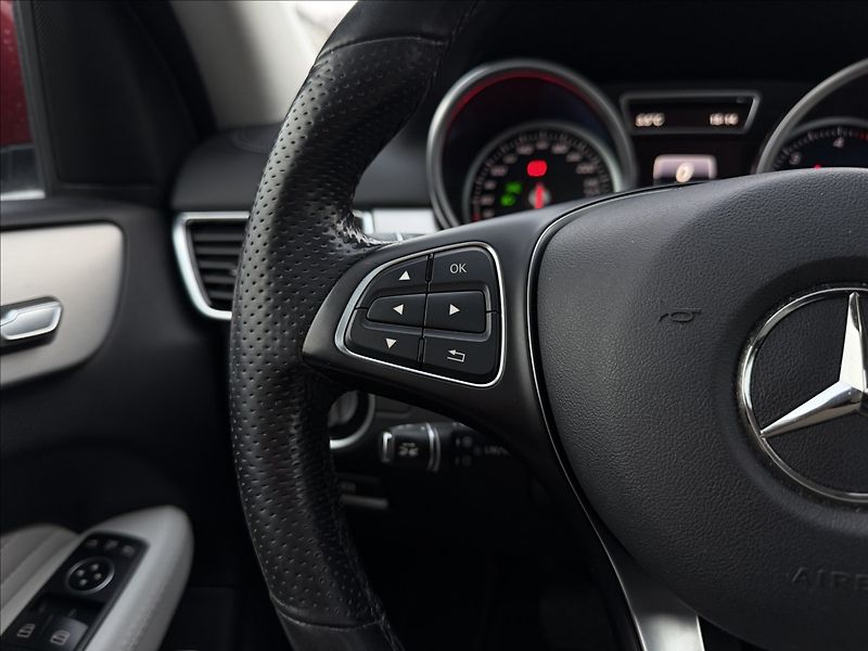 Mercedes-Benz GLE 350d Coupe 4Matic - fotka 15 z 31