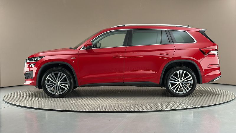 Škoda Kodiaq 2.0 TSI DSG 4x4 L&K - fotka 4 z 34