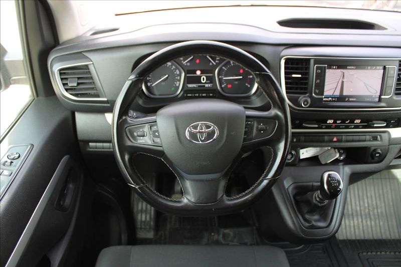 Toyota ProAce 2,0 D-4D  ČR,1.MAJ,8.MÍST,DPH - fotka 10 z 31