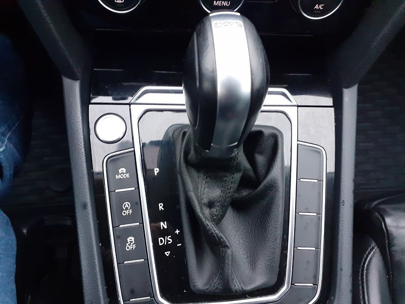 Volkswagen Passat Variant (2015) 2.0 TDi 176 Kw 4x4 DSG - fotka 20 z 47
