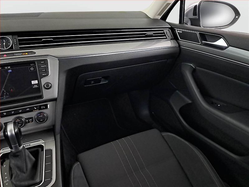 Volkswagen Passat (2016) 2.0 BiTDI, 4X4, Automat - fotka 8 z 22