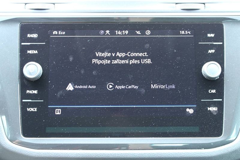 Volkswagen Tiguan (2022) 1.5 TSI 110kW LED manuál - fotka 13 z 35