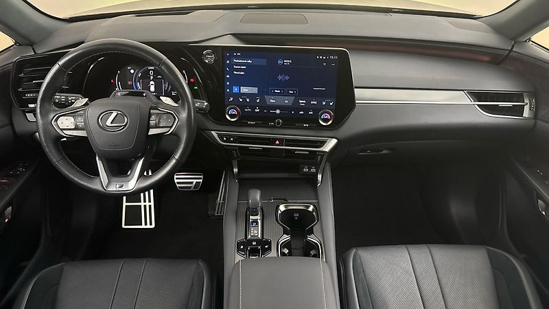 Lexus RX 500h AUT 4x4 F Sport Plus - fotka 8 z 35
